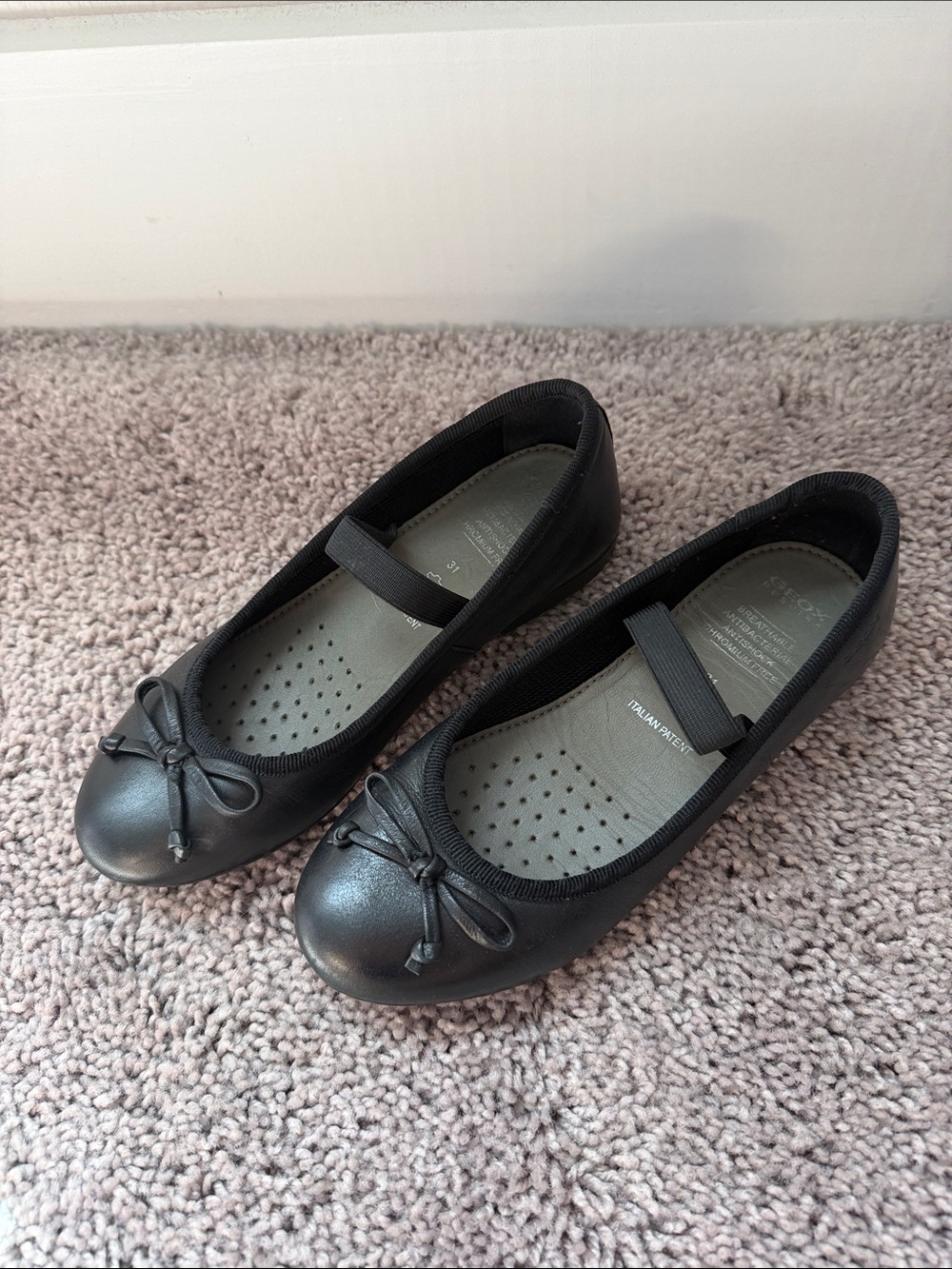 Geox Black Girls Mary Jane Ballet Flats with Bow
